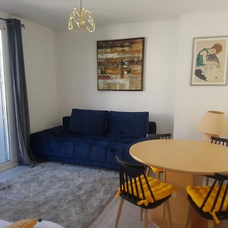 Logement Entier - Appartement T4 Hypercentre Dans Une Rue Calme - Stationnement Gratuit Tarbes Exteriör bild