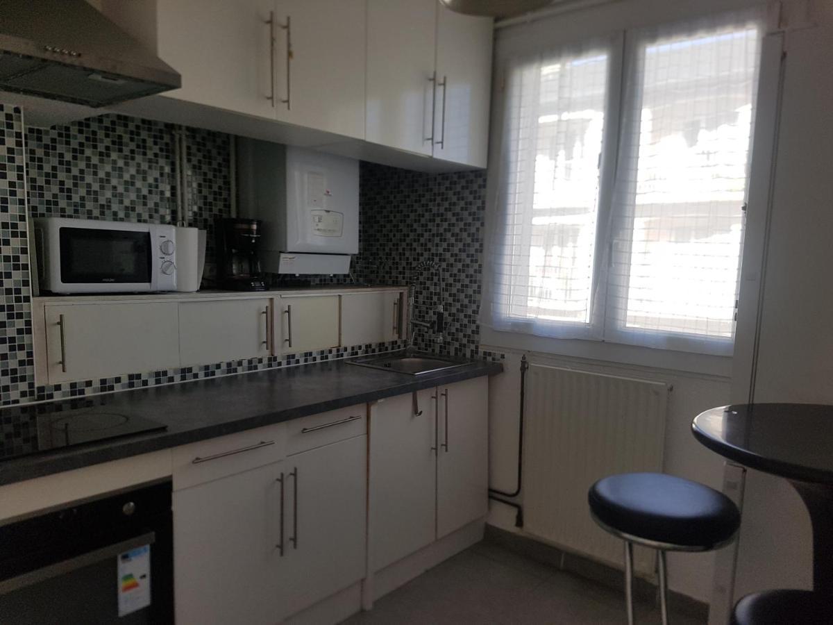 Logement Entier - Appartement T4 Hypercentre Dans Une Rue Calme - Stationnement Gratuit Tarbes Exteriör bild