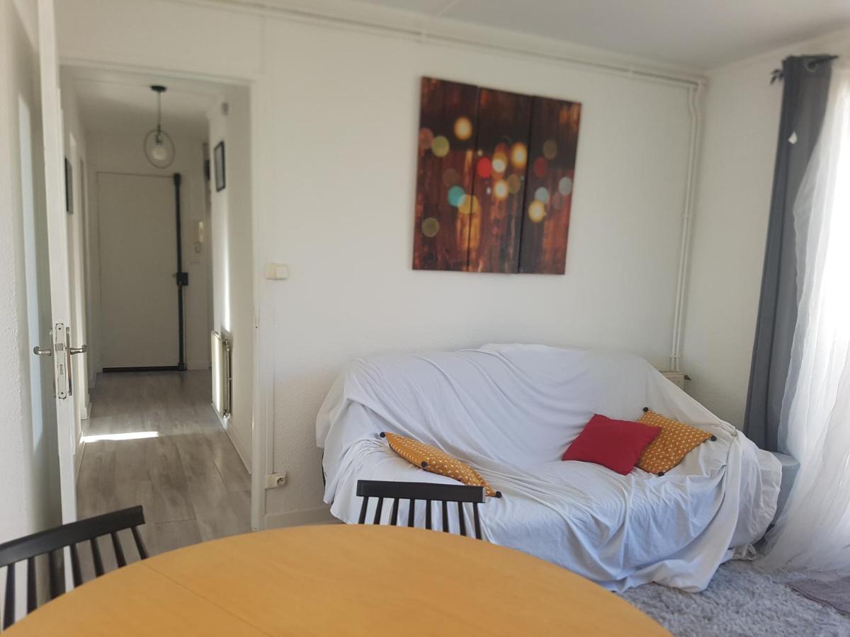 Logement Entier - Appartement T4 Hypercentre Dans Une Rue Calme - Stationnement Gratuit Tarbes Exteriör bild