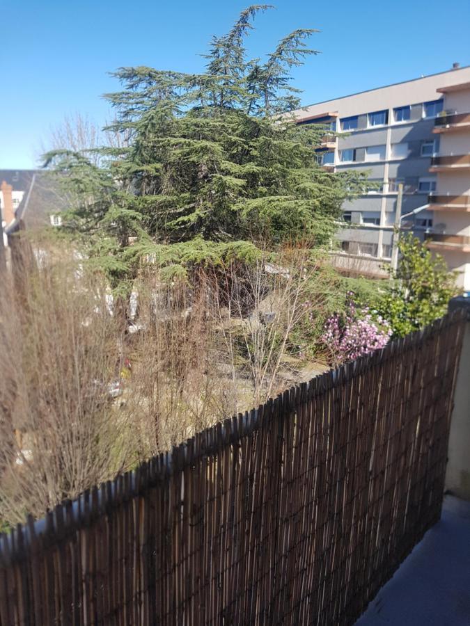 Logement Entier - Appartement T4 Hypercentre Dans Une Rue Calme - Stationnement Gratuit Tarbes Exteriör bild